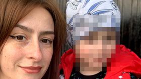 VIDEO Mama care a sărit cu copiii de la balconul unui hotel din Botoșani, condamnată definitiv la 19 ani de închisoare